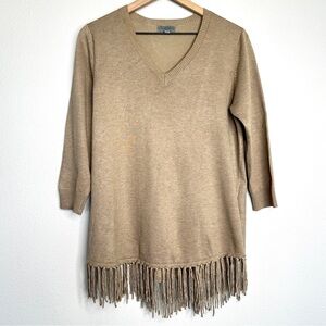Joseph A. Sz L Fringe V-Neck Pullover Sweater; 3/4 Sleeves; Taupe